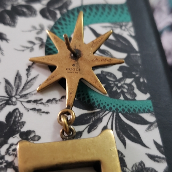 Gucci "LOVED" Earrings - Picture 5 of 7